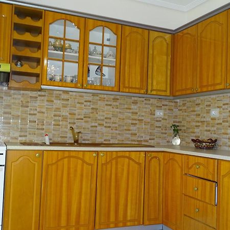 Cozy Central Apartment Ксамил Экстерьер фото