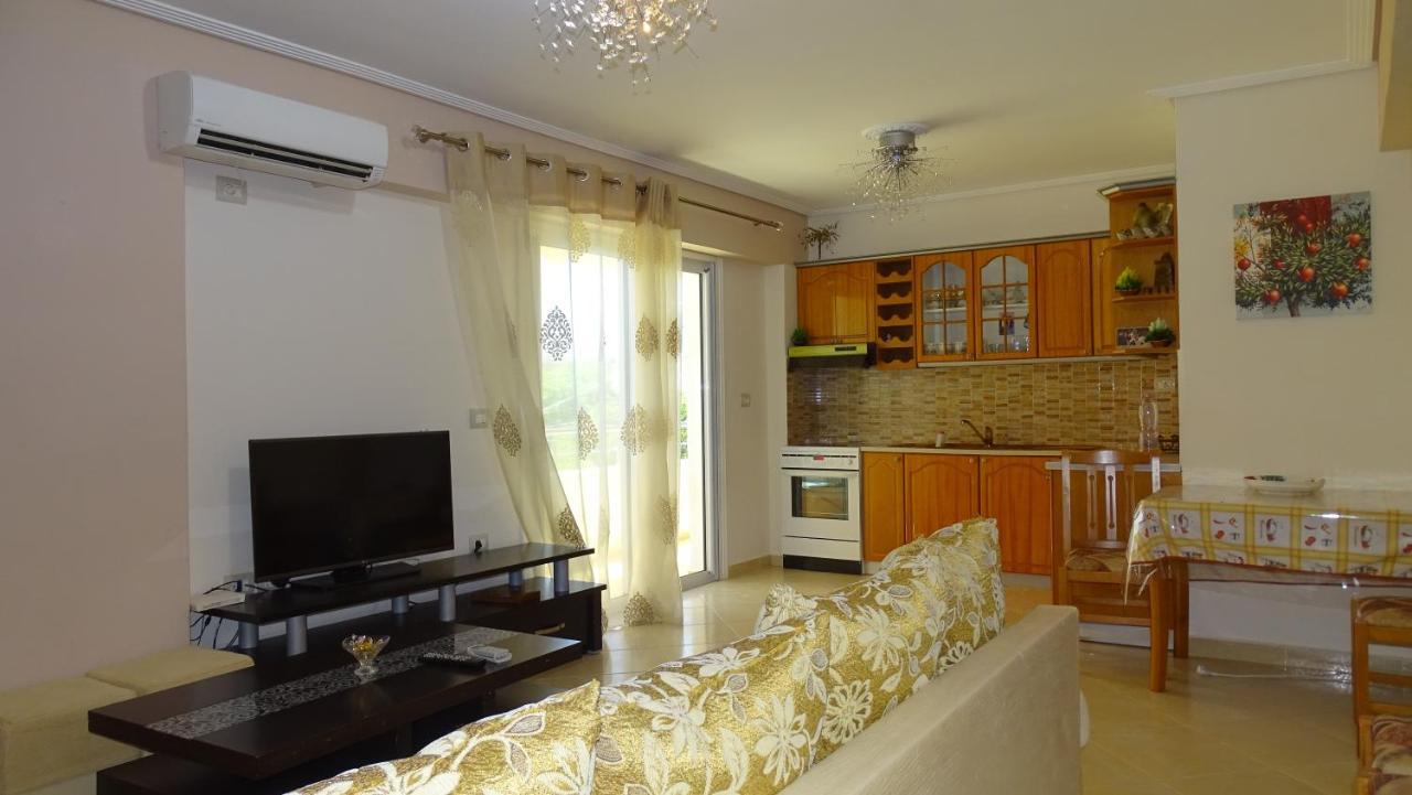 Cozy Central Apartment Ксамил Экстерьер фото